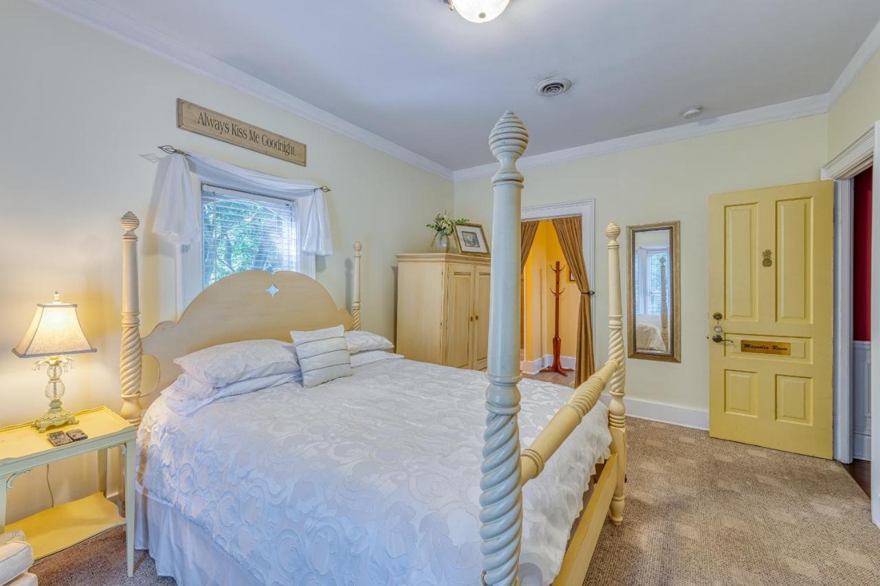 Monroe Manor Inn サウス・ヘイブン エクステリア 写真